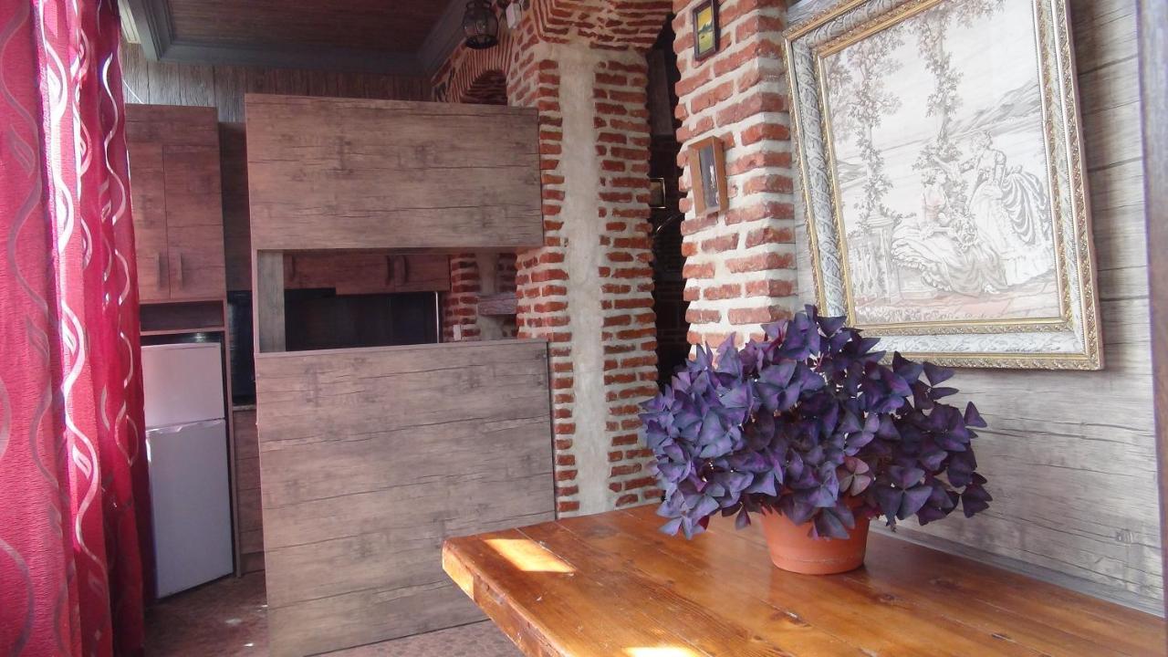 Hotel Old House In Sighnaghi Extérieur photo