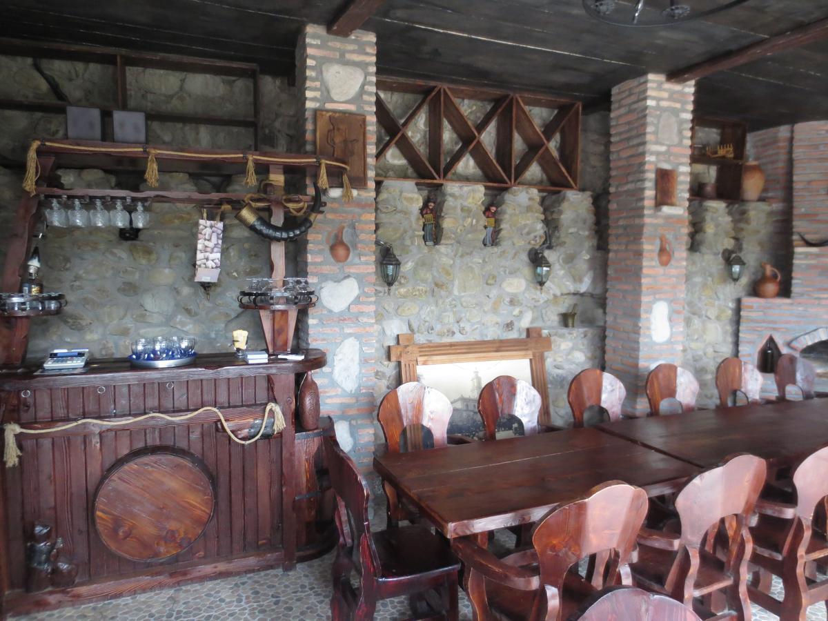 Hotel Old House In Sighnaghi Extérieur photo